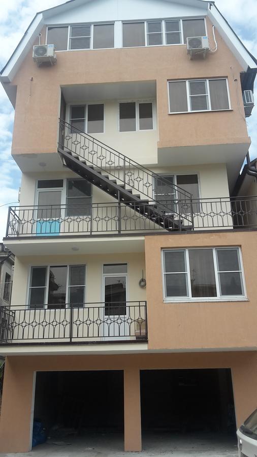 Mini Hotel Na Aiaaira Sochumi Exterior foto